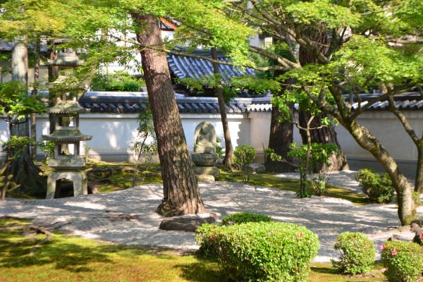 Zen Garden Landscaping in Costa Mesa