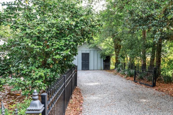 Driveway Rock Delivery in Costa Mesa
