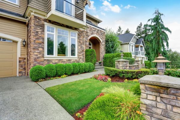 Residential Landscaping in Costa Mesa