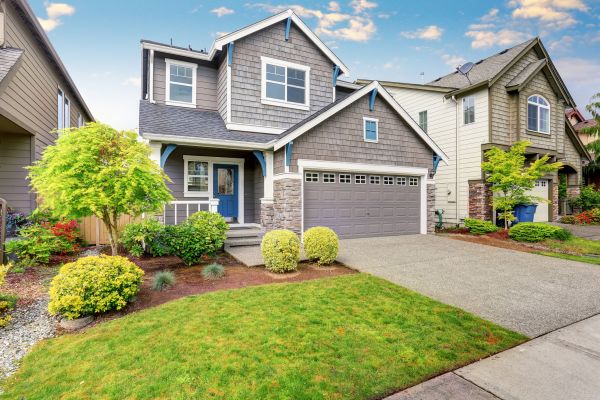 Curb Appeal Landscaping in Costa Mesa