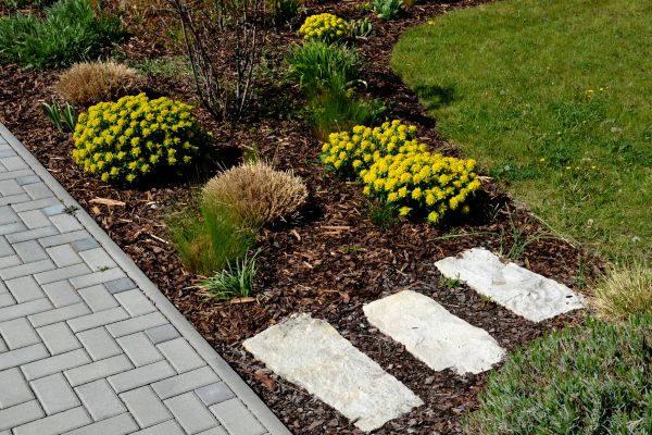 Garden Mulch Installation in Costa Mesa