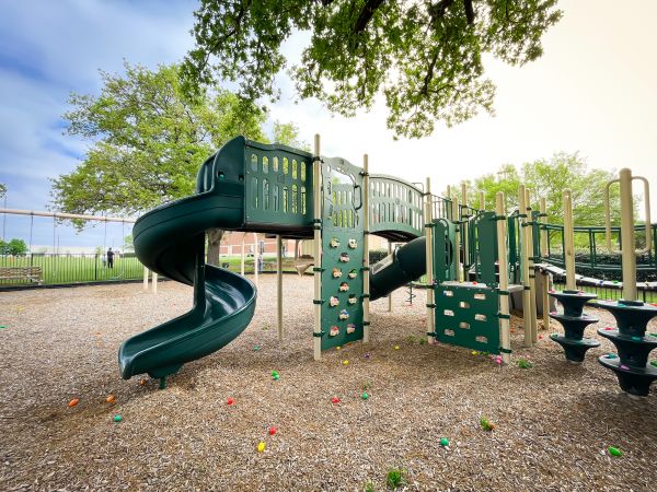 Playground Mulch Service in Costa Mesa