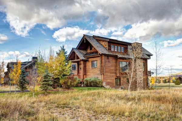 Cabin Landscaping in Costa Mesa